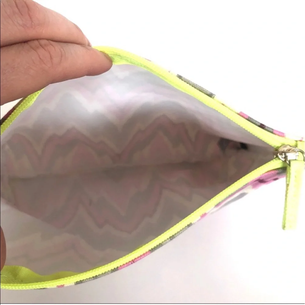 Barneys New York Vibrant Pink and Gray Chevron Cosmetic Bag
